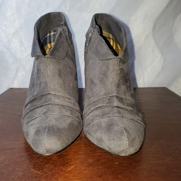 Charlotte russe grey heeled booties - Picture 6 of 6